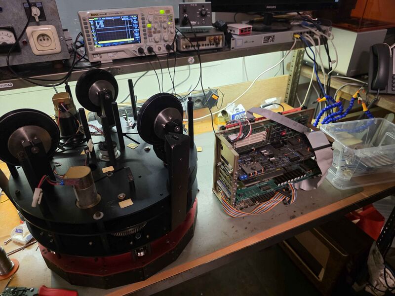 File:HSBXL robot.jpg